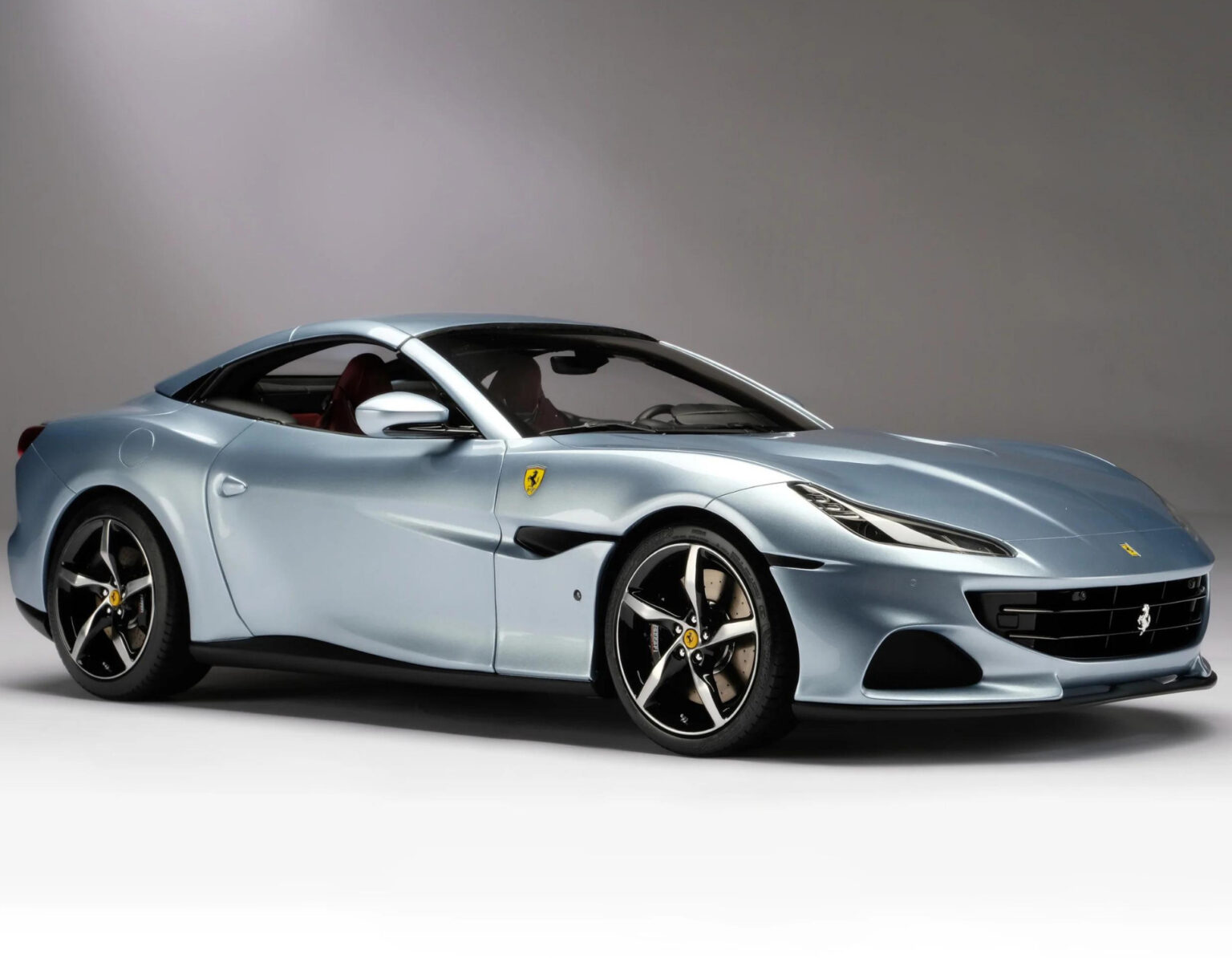 Tous les modèles Ferrari classés par année de sortie