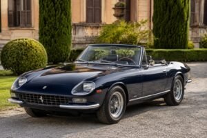 Ferrari 365 GTS