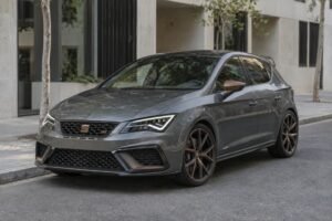 Cupra R