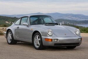 Porsche 911 Carrera 4