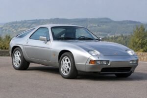 Porsche 928