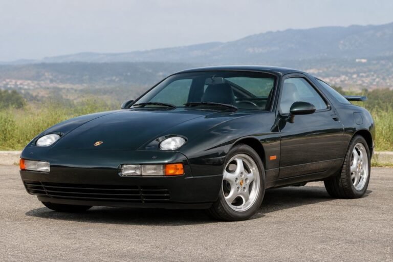 Porsche 928 GTS