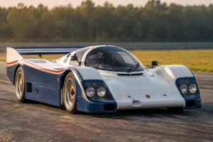 Porsche 956