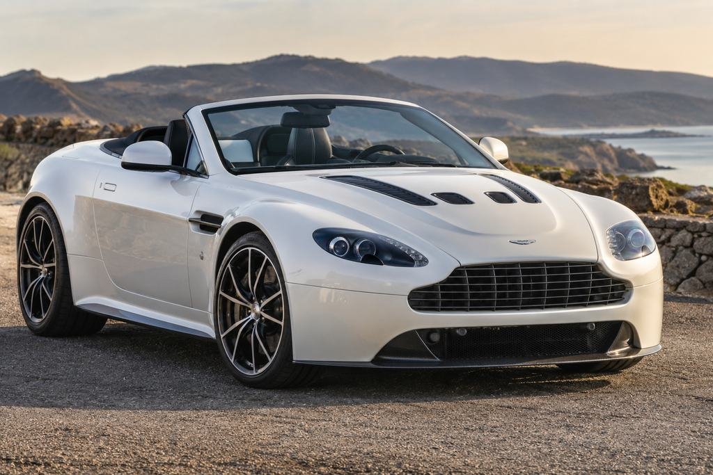 Aston Martin V12 Vantage Roadster