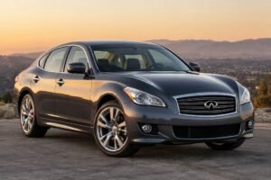 Infiniti M56