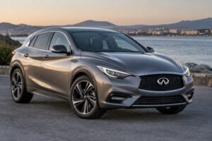 Infiniti Q30