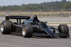 Lotus 79