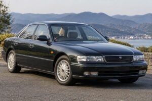 Mazda Sentia