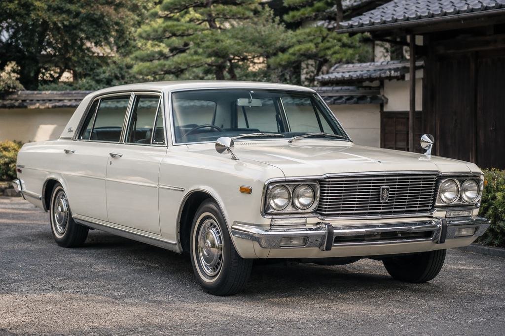 Nissan President