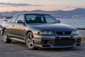 Nissan Skyline R33