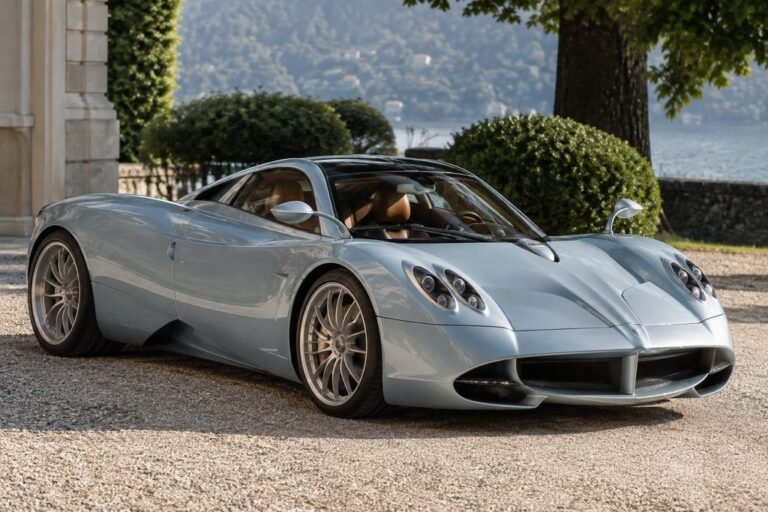 Pagani Huayra Codalunga