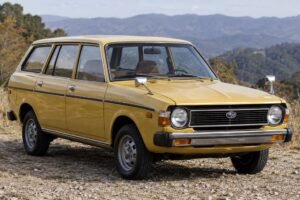 Subaru Leone